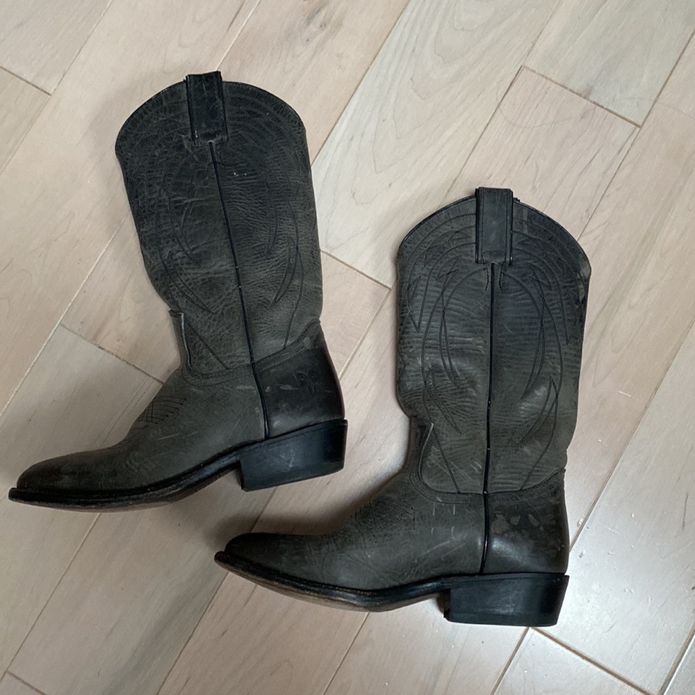 Frye distressed grey leather western boots 6